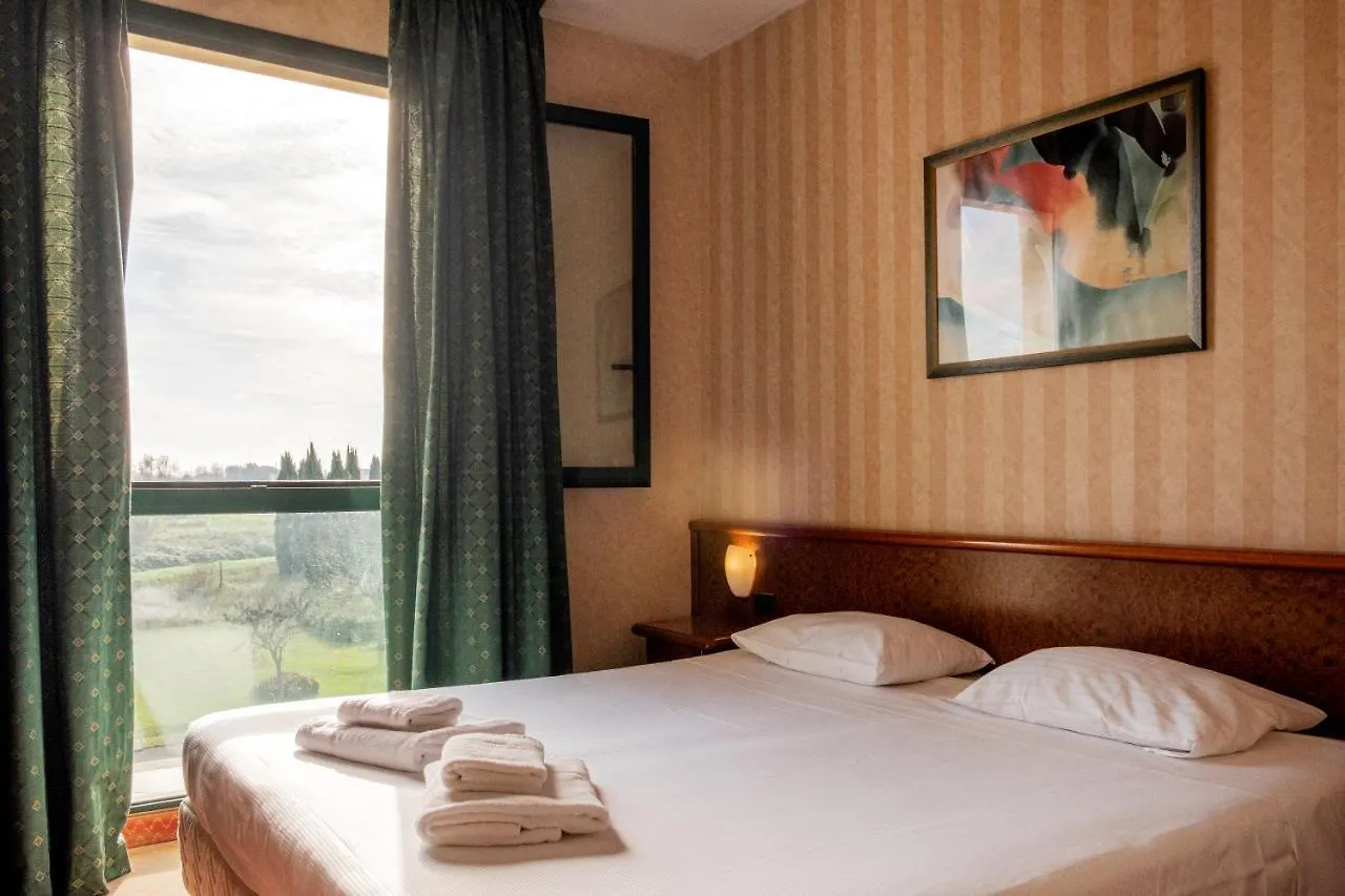 Meditur Hotel Pisa Migliarino Pisano