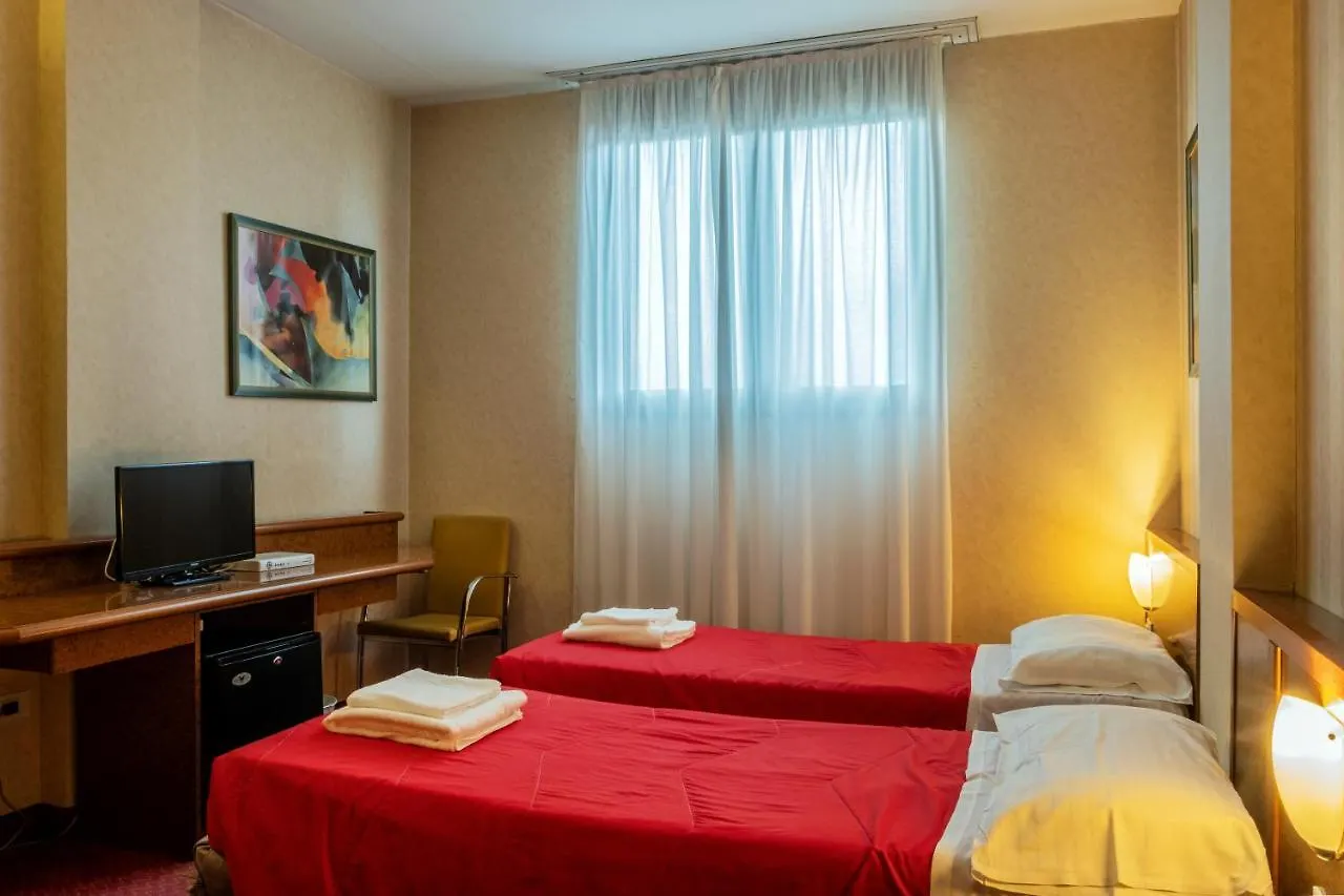 Meditur Hotel Pisa Migliarino Pisano
