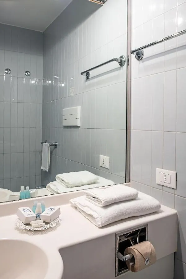 Meditur Hotel Pisa Migliarino Pisano
