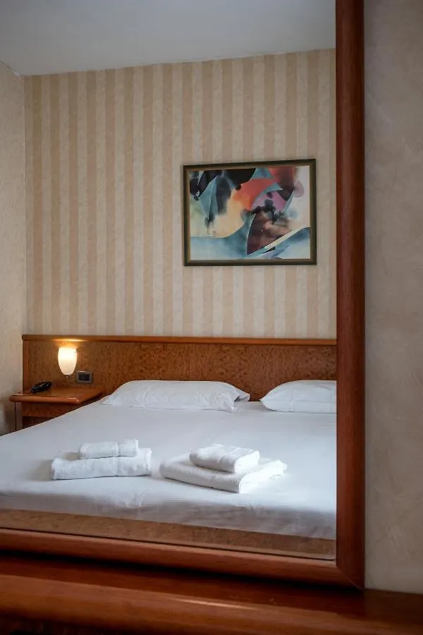 Meditur Hotel Pisa Migliarino Pisano 4*,  Italy
